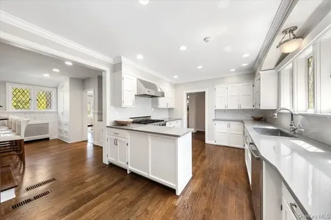 1 Dundee Road Larchmont NY 10538