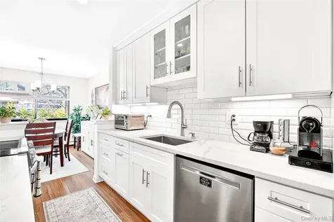 24 Carhart Avenue White Plains NY 10605