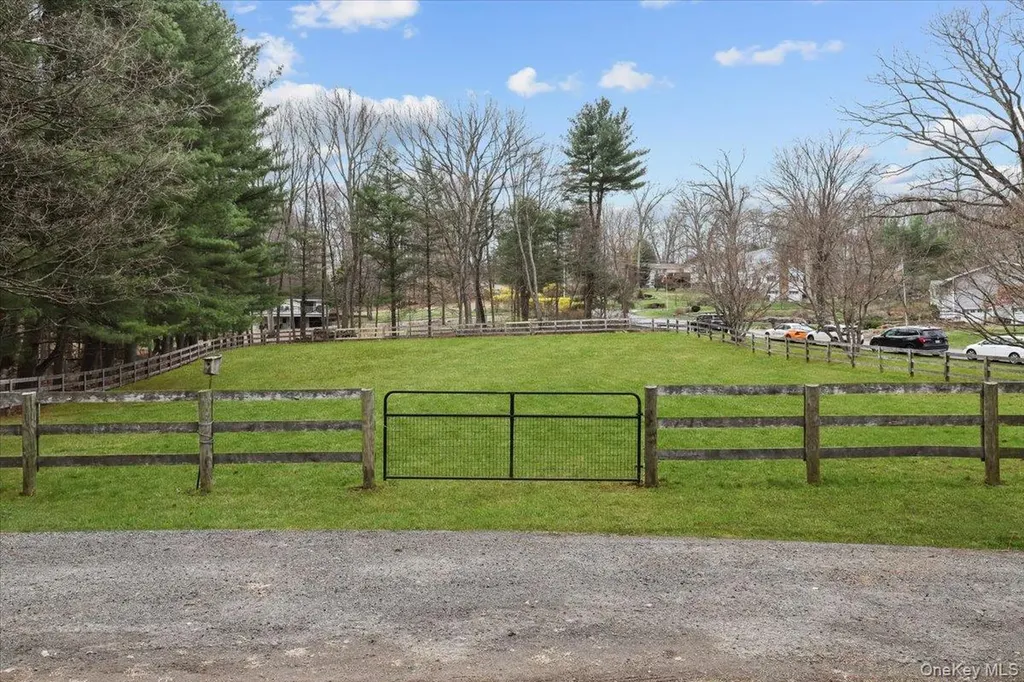 6 Annarock Drive Somers NY 10589