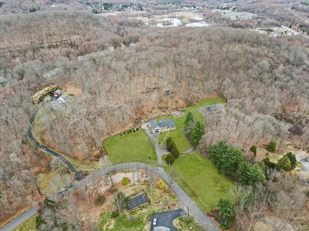 6 Annarock Drive Somers NY 10589