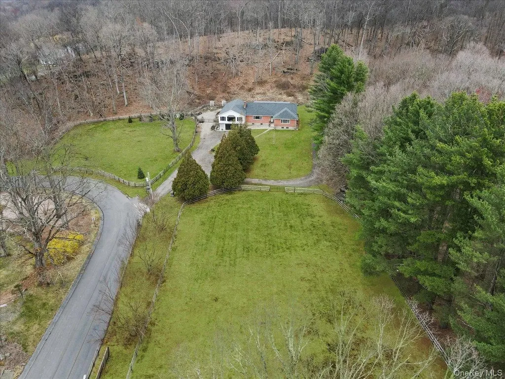 6 Annarock Drive Somers NY 10589