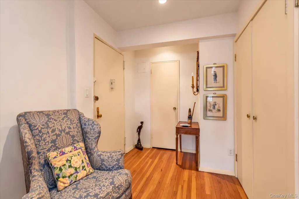 30 Stoner Avenue Great Neck NY 11021