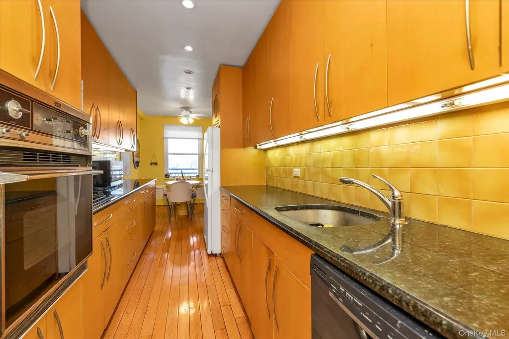 30 Stoner Avenue Great Neck NY 11021