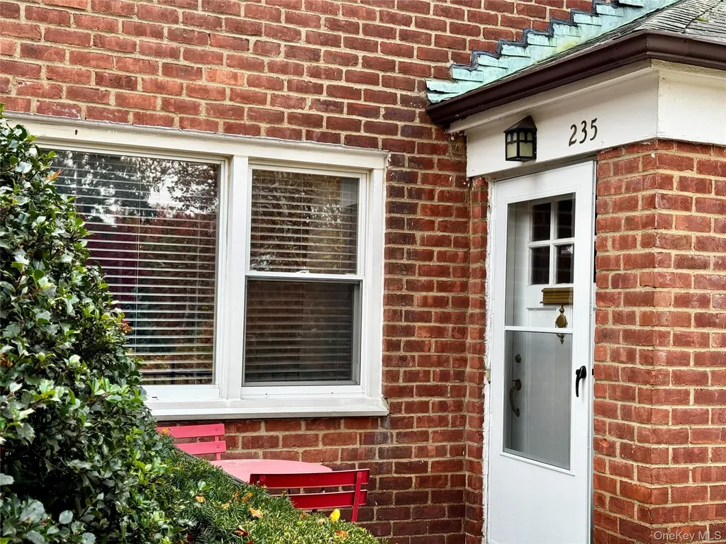 235 S Buckhout Street Irvington NY 10533