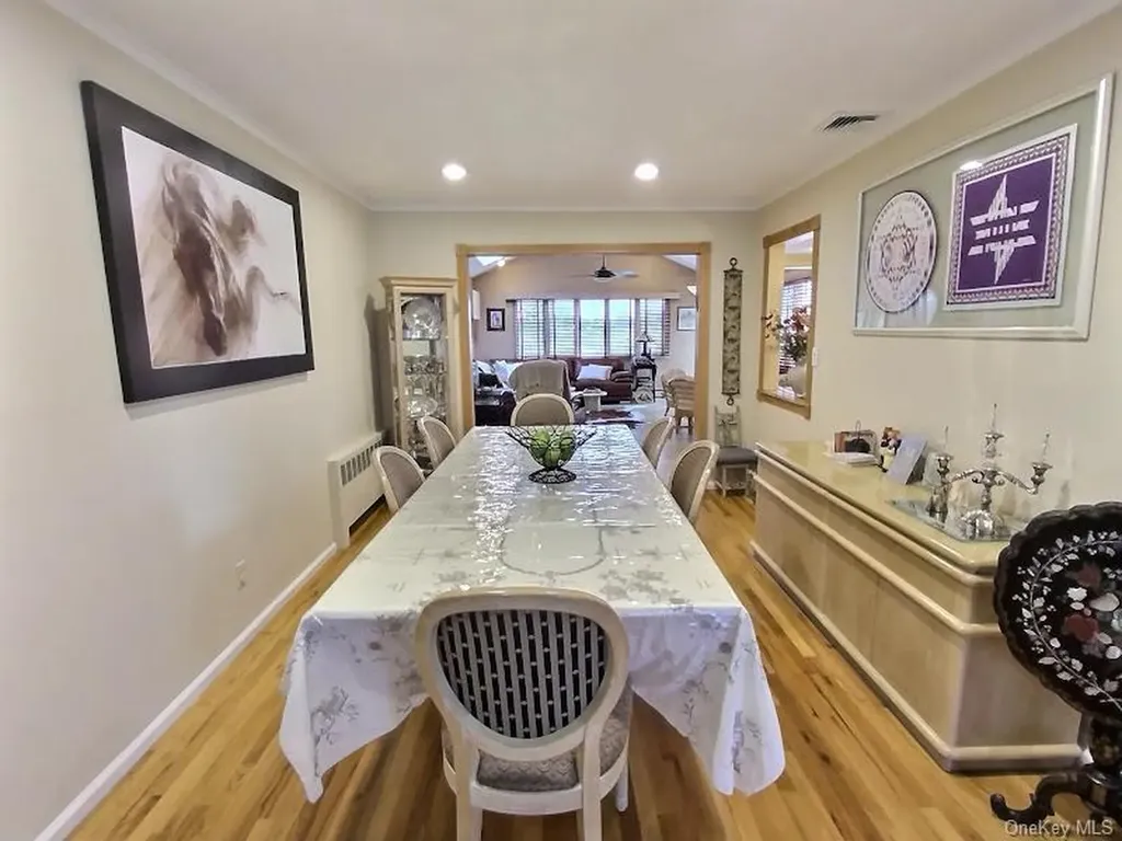 3421 Turf Road Oceanside NY 11572