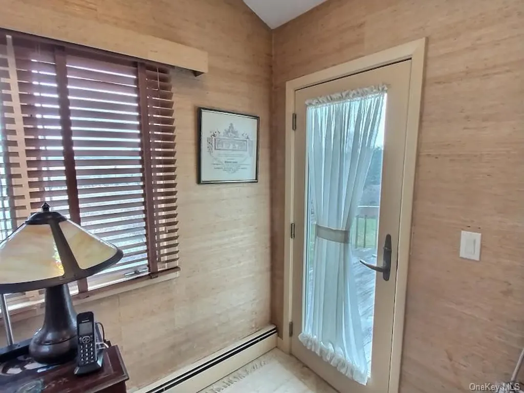 3421 Turf Road Oceanside NY 11572