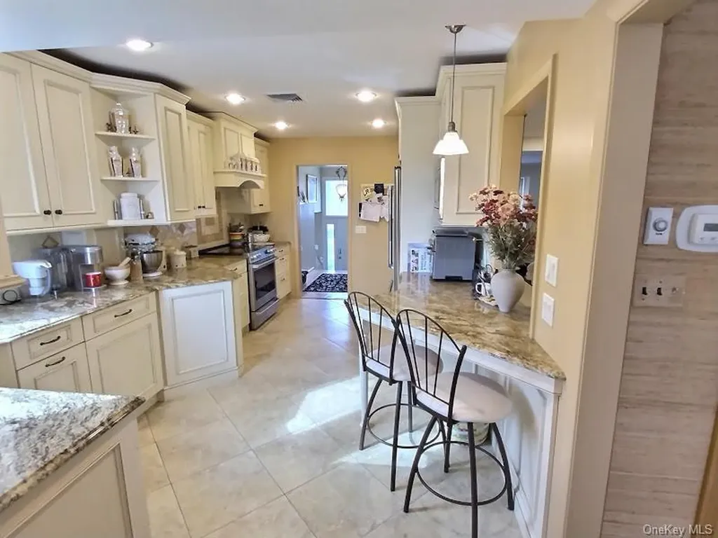 3421 Turf Road Oceanside NY 11572