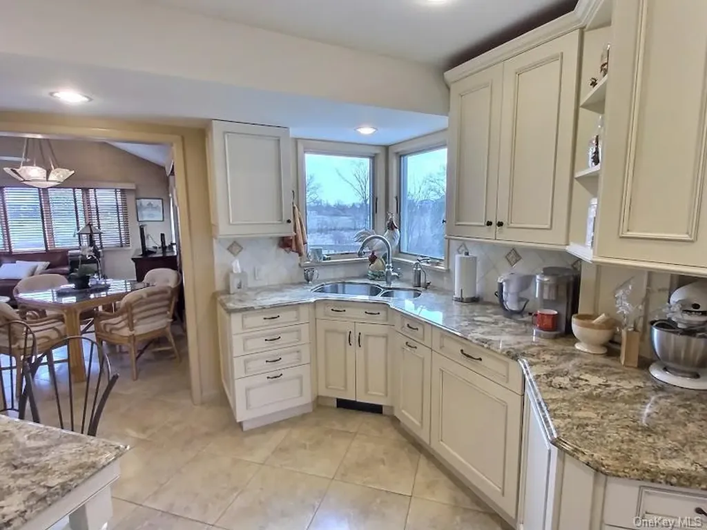 3421 Turf Road Oceanside NY 11572
