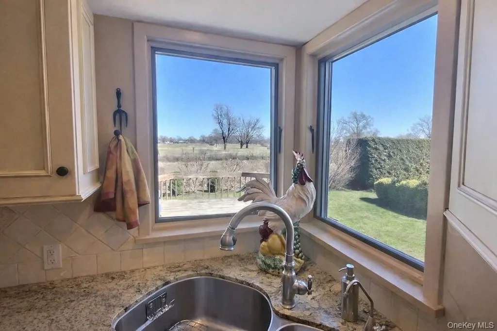 3421 Turf Road Oceanside NY 11572