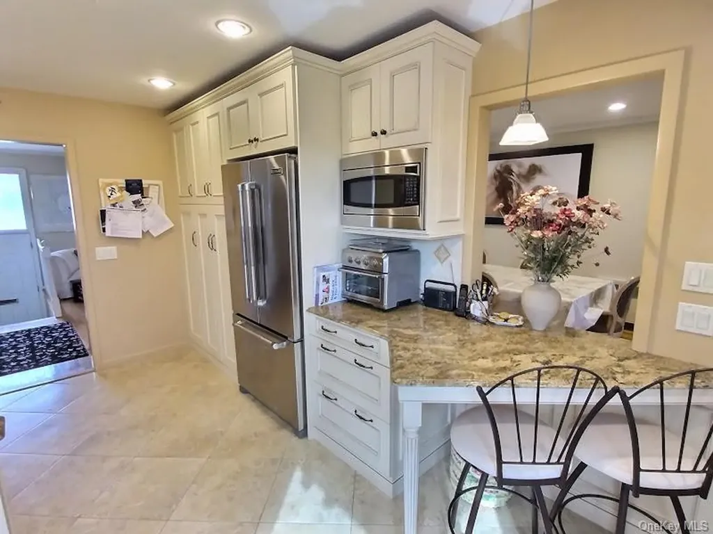 3421 Turf Road Oceanside NY 11572