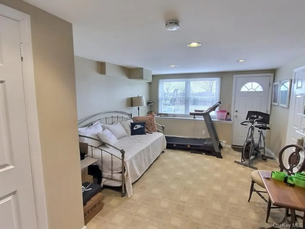 3421 Turf Road Oceanside NY 11572