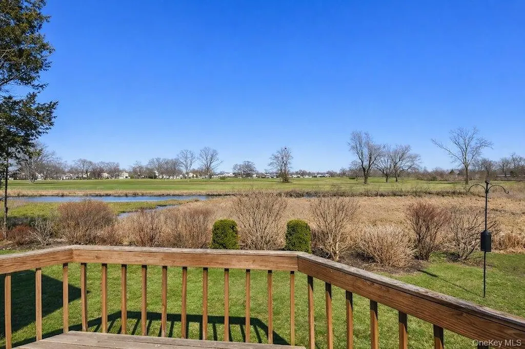 3421 Turf Road Oceanside NY 11572