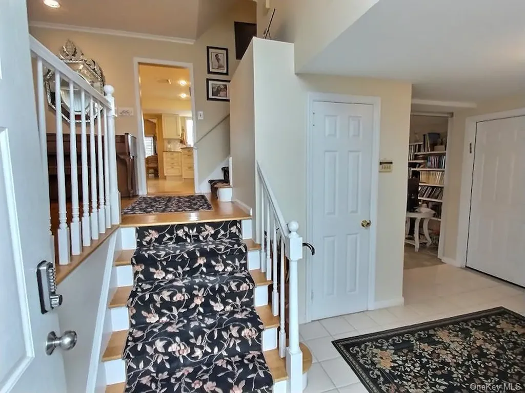 3421 Turf Road Oceanside NY 11572