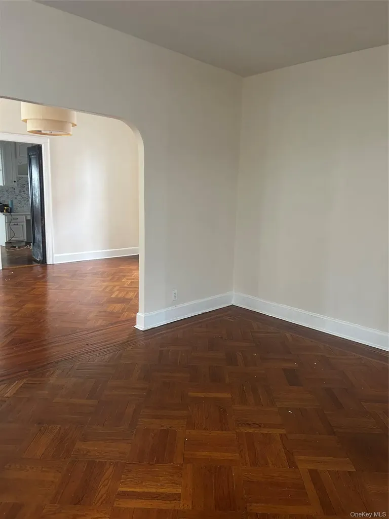 594 East 38th Street Brooklyn NY 11203