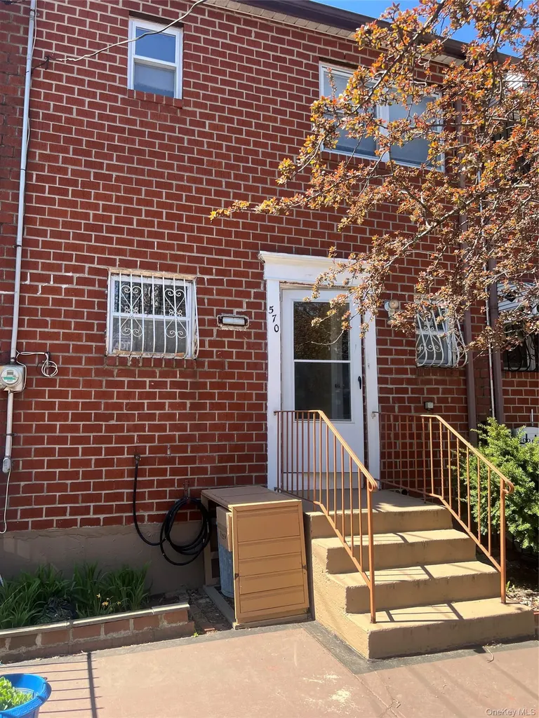 570 Christopher Avenue Brooklyn NY 11212