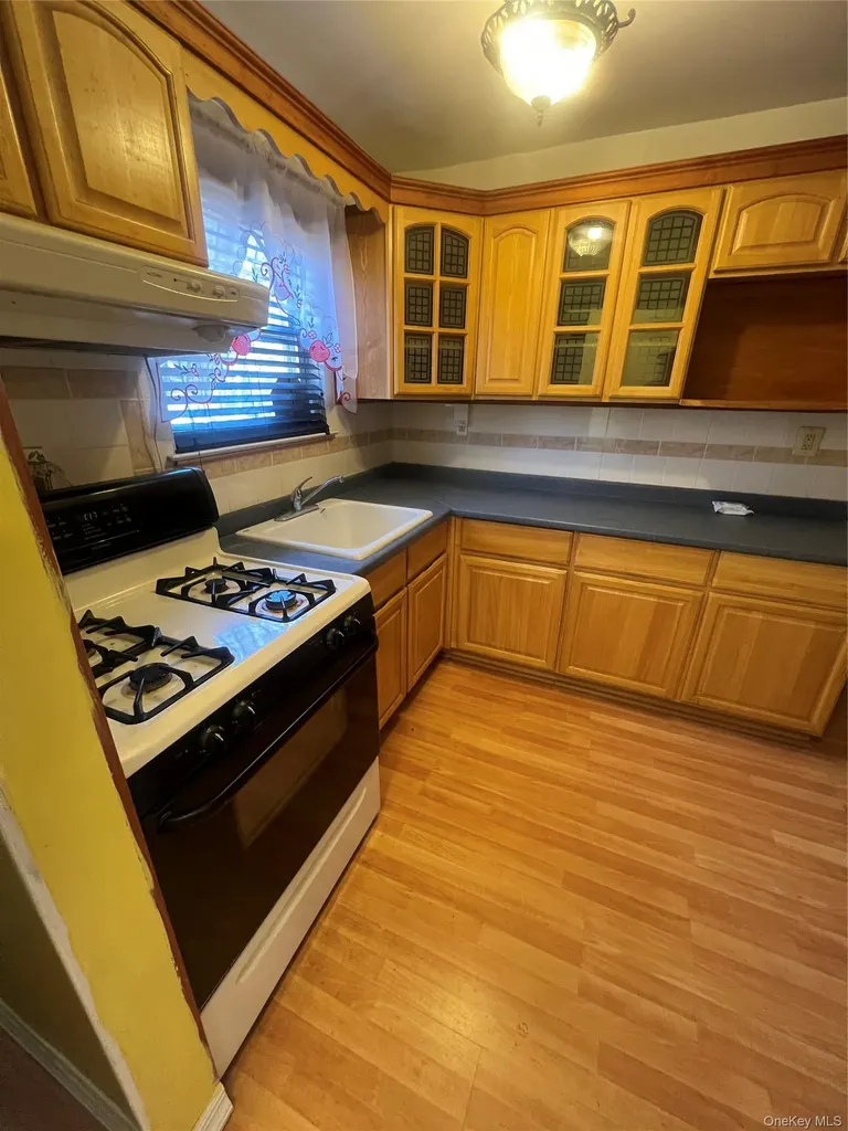 570 Christopher Avenue Brooklyn NY 11212