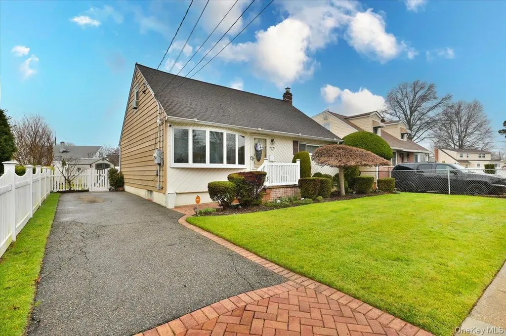 75 Beebe Avenue Hempstead NY 11550