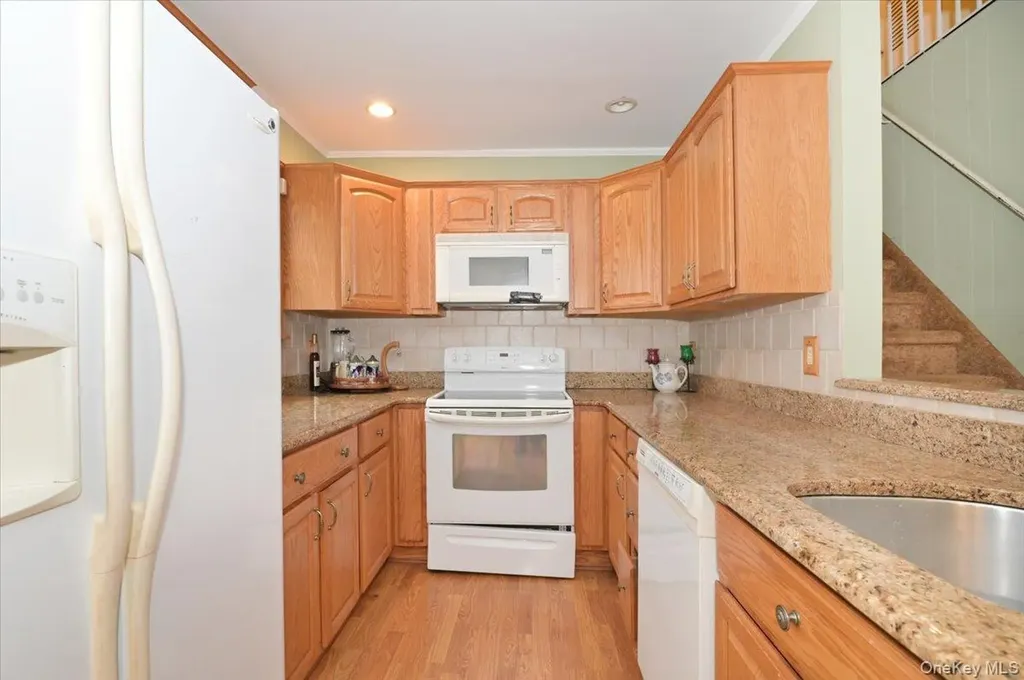 20 Willow Drive Massapequa Park NY 11762