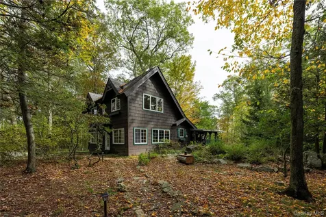 23 Louis Street Mahopac NY 10541