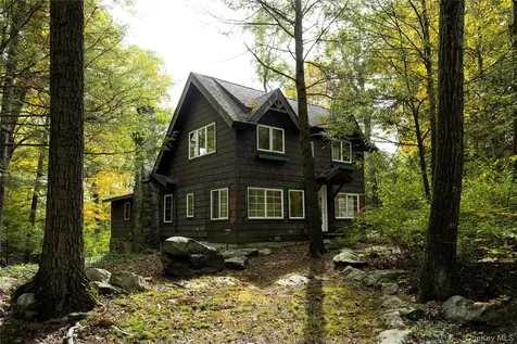 23 Louis Street Mahopac NY 10541