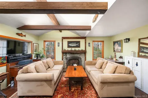 23 Louis Street Mahopac NY 10541