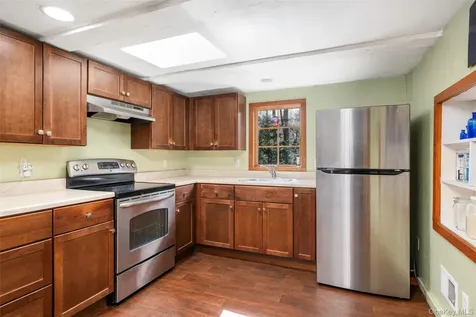 23 Louis Street Mahopac NY 10541