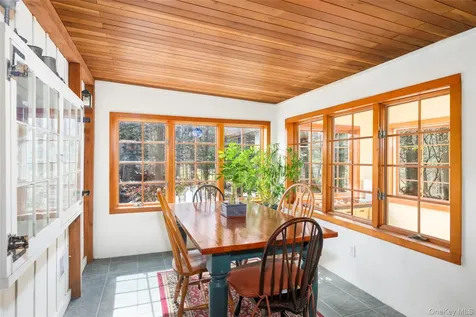 23 Louis Street Mahopac NY 10541
