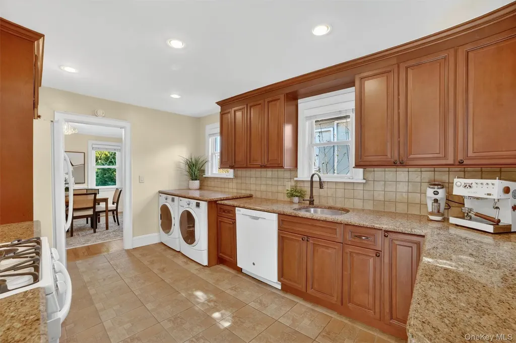 404 Bronxville Road Bronxville NY 10708