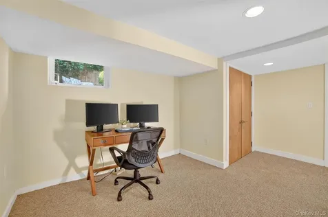 404 Bronxville Road Bronxville NY 10708