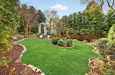 404 Bronxville Road Bronxville NY 10708