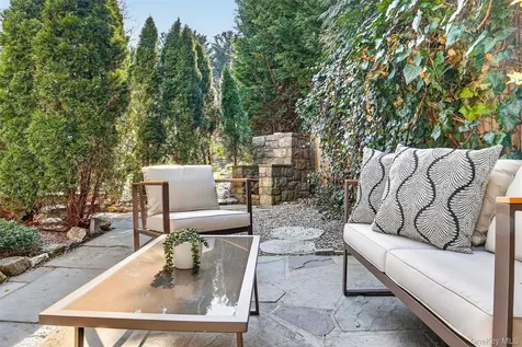404 Bronxville Road Bronxville NY 10708