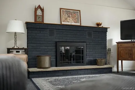 307 Sepasco Lake Rhinebeck NY 12572