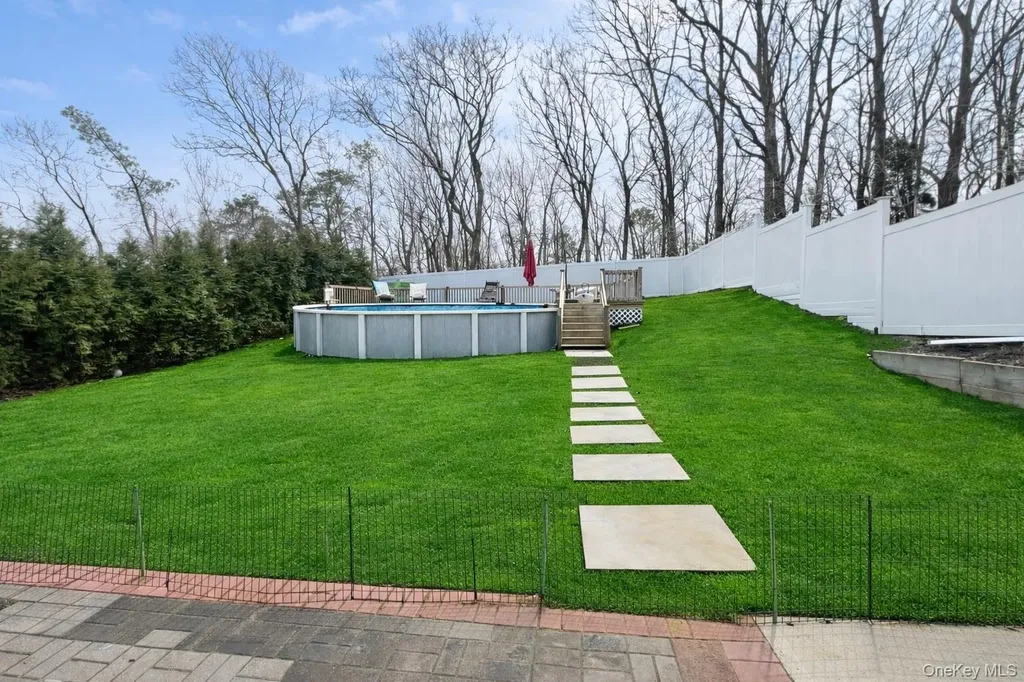 2 Ridge Road Shirley NY 11967