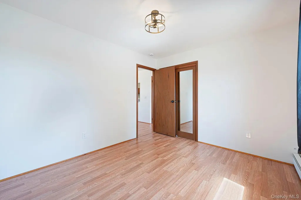 456 15th Street West Babylon NY 11704