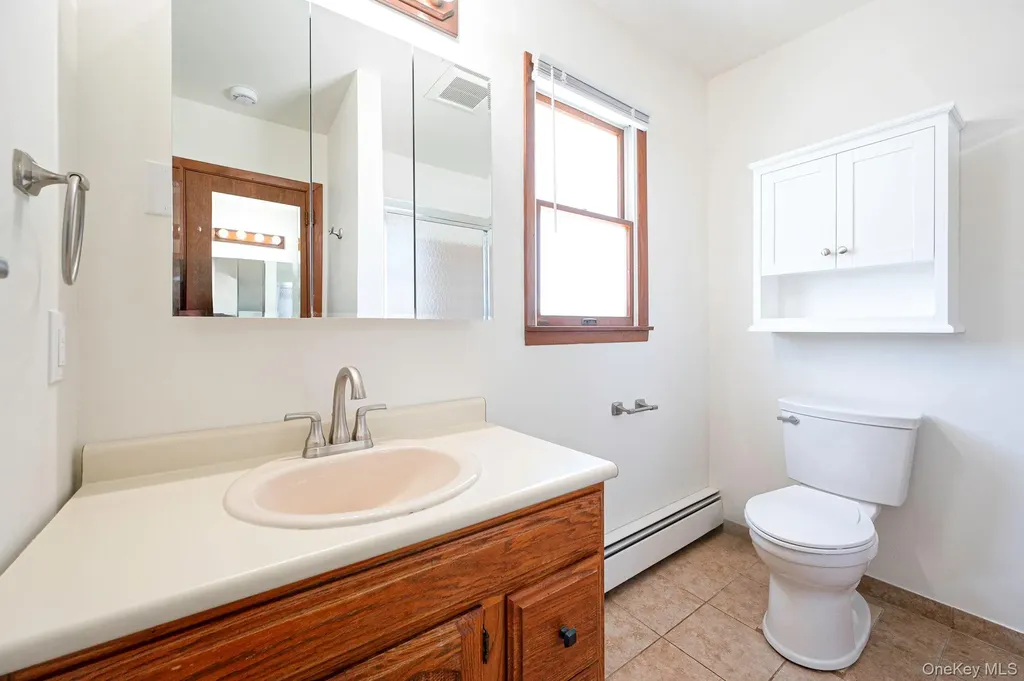 456 15th Street West Babylon NY 11704