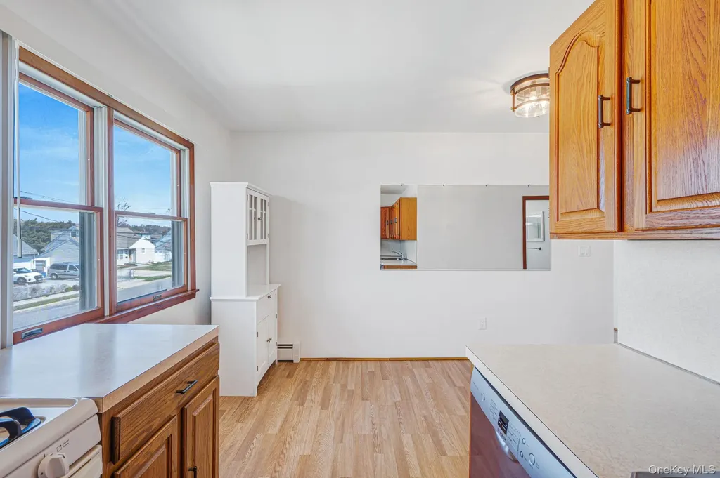 456 15th Street West Babylon NY 11704