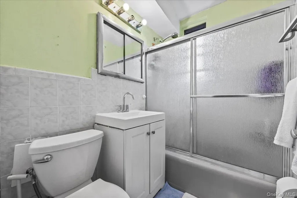 309 Broadway Yonkers NY 10701