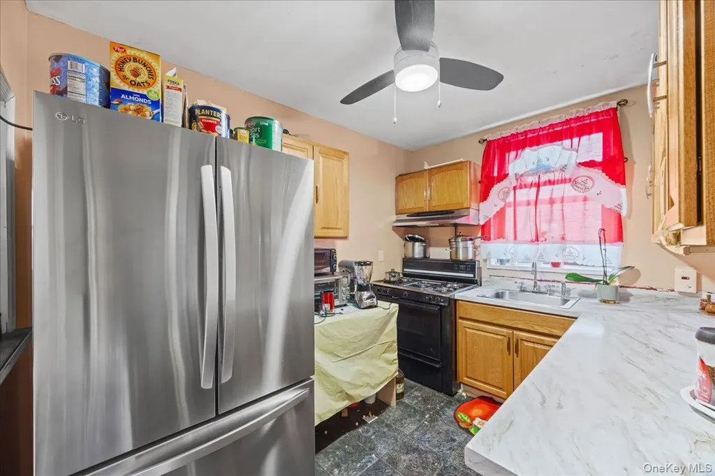 309 Broadway Yonkers NY 10701