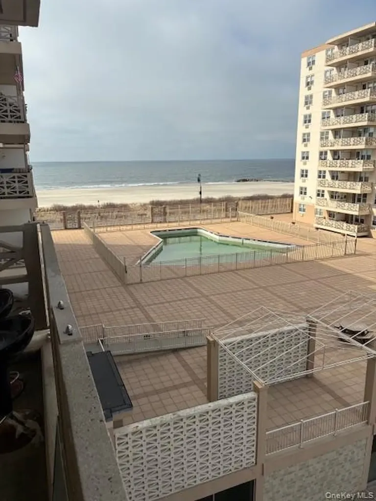 450 Shore Road Long Beach NY 11561