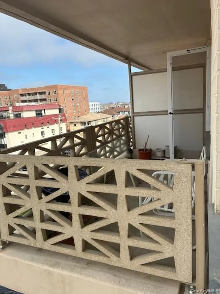 450 Shore Road Long Beach NY 11561