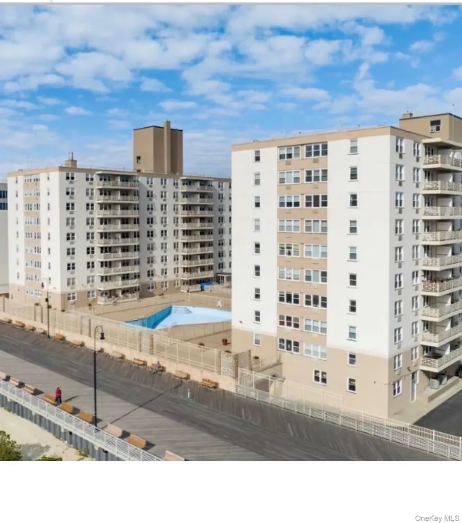 450 Shore Road Long Beach NY 11561