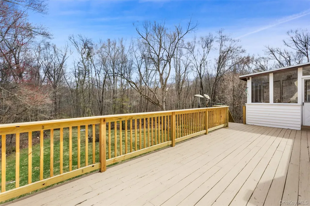 37 Tanager Road Mahopac NY 10541