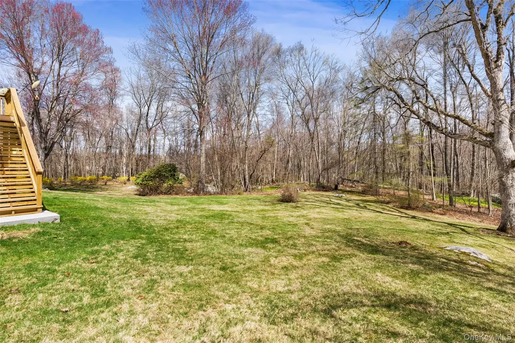 37 Tanager Road Mahopac NY 10541