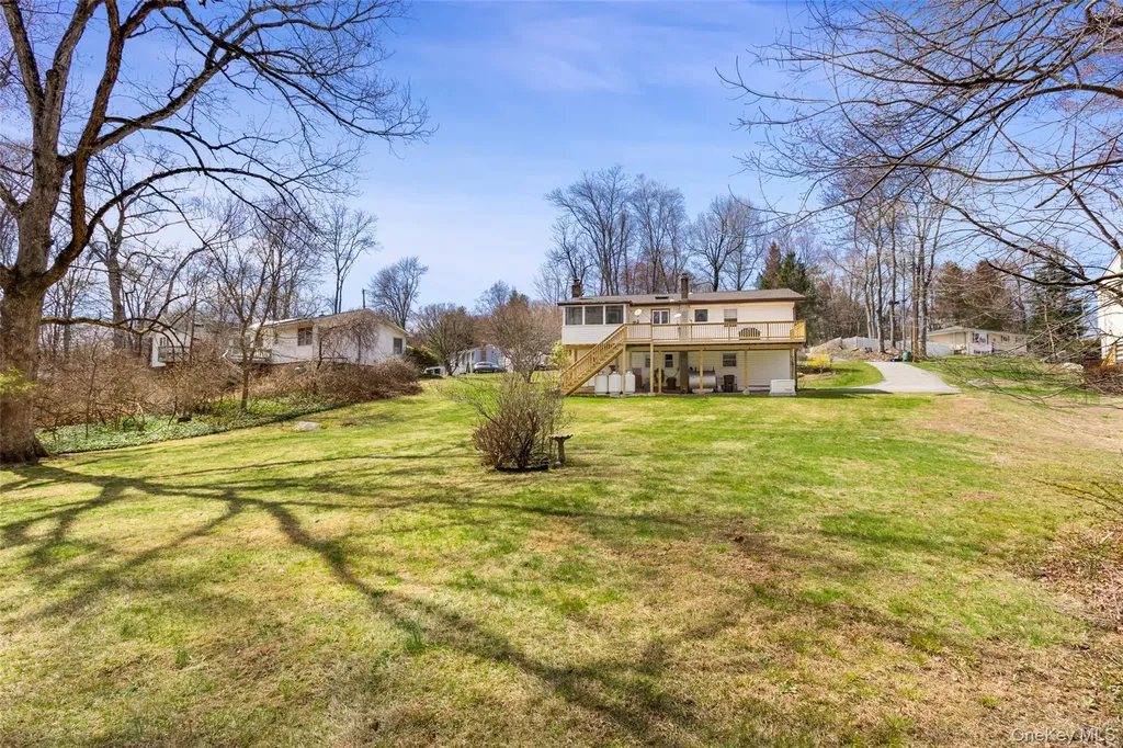 37 Tanager Road Mahopac NY 10541