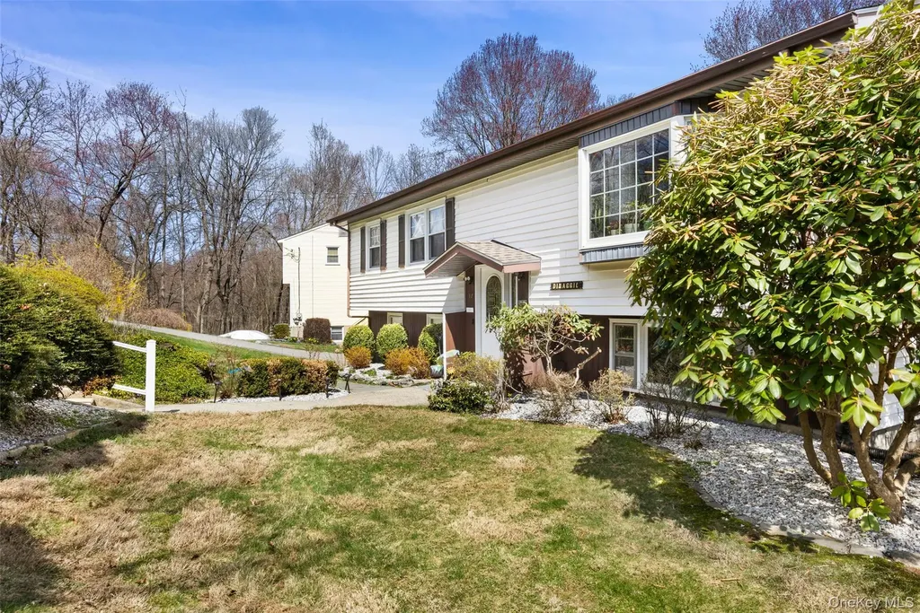 37 Tanager Road Mahopac NY 10541