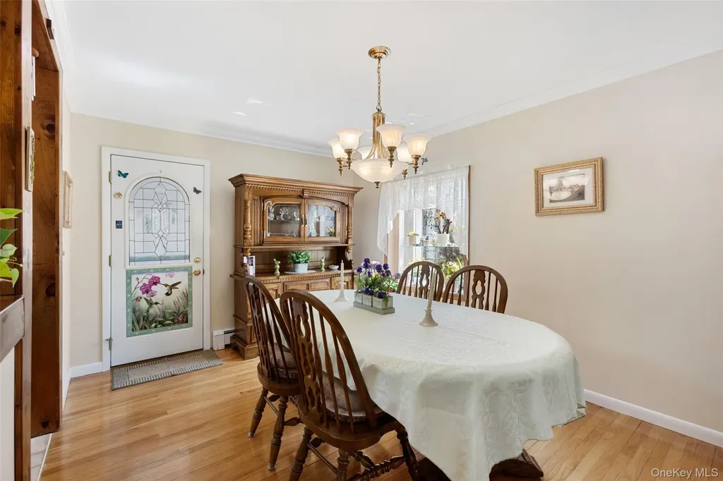 37 Tanager Road Mahopac NY 10541