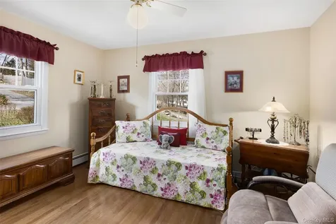 37 Tanager Road Mahopac NY 10541