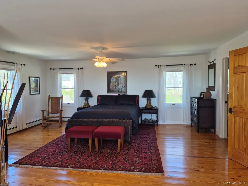 2 S Valley Road Hampton Bays NY 11946