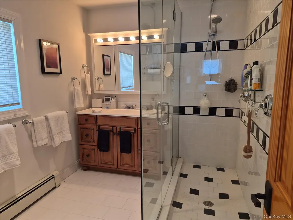 2 S Valley Road Hampton Bays NY 11946