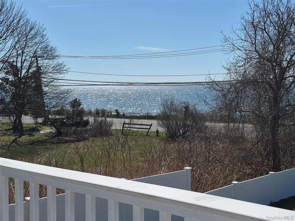 2 S Valley Road Hampton Bays NY 11946